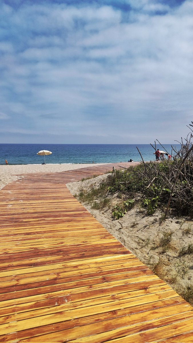ECpormislentes's tweet photo. La playa de #LosFrailes está ubicada en el Parque Nacional Machalilla, provincia de #Manabi No puedes dejar de conocerla 🇪🇨🤗 https://t.co/qL18jU1Tpj