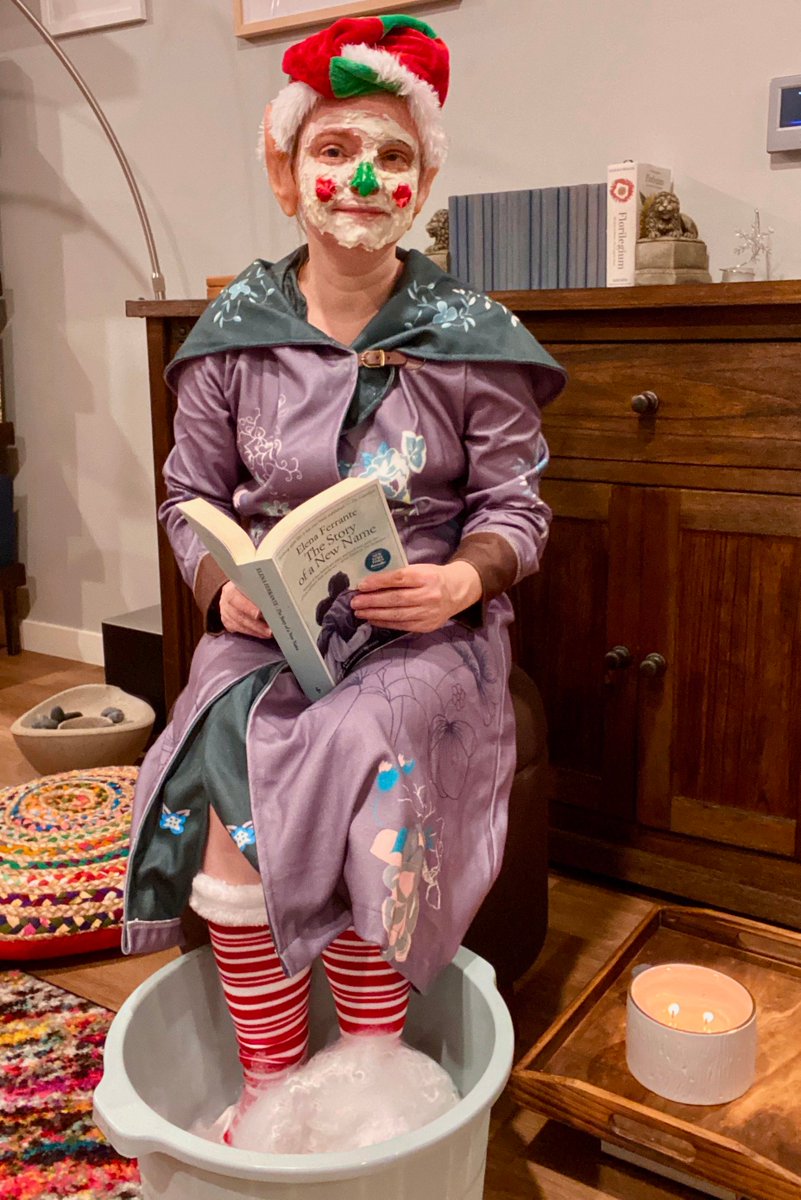 GottaBeCrazy2's tweet photo. #GISHMAS #Item46: S-elf care matters. Show us one of Santa’s elves getting pampered.
#GISH #GISHmas2020 https://t.co/lKrFijhcy1