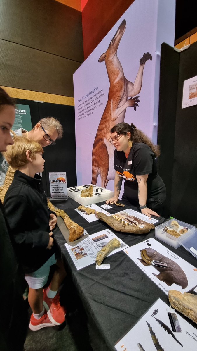 Qld_ScienceWeek (@qld_scienceweek) on Twitter photo Our <a href="/qldmuseum/">Queensland Museum Kurilpa</a> researchers are digging the line-up of young palaeontologists at #unearthedQM. Mackay locals are checking out megafauna specimens found west of Mackay.
#NationalScienceWeek Our <a href="/qldmuseum/">Queensland Museum Kurilpa</a> researchers are digging the line-up of young palaeontologists at #unearthedQM. Mackay locals are checking out megafauna specimens found west of Mackay.
#NationalScienceWeek