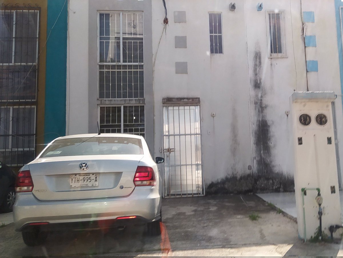 ProfesionalXD1's tweet photo. @CFEmx @CFE_Contigo 🛑GRAN ROBO DE LUZ 🛑 Ya es imposible de creer! reportes tras reportes, direcciones, fotos todo y siguen las casas habitadas con climas y sin medidor, sin contratados sin nada!! Urge revisar todo el Frac Arboledas San Ramón, Medellín. de Bravo, Ver @ManuelBartlett @lopezobrador_ https://t.co/vDF2WTgQ3b