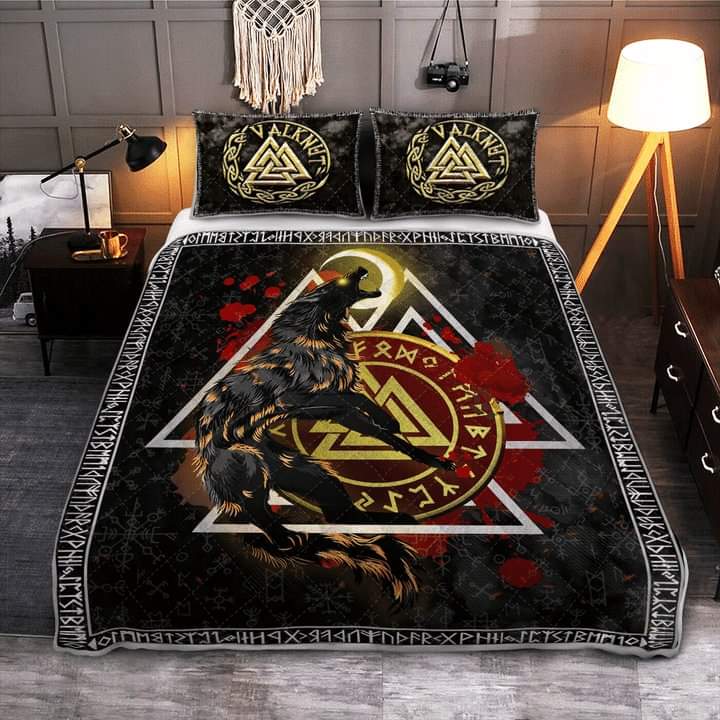 🌙#viking home decoration🔥🔥
🌙FENRIR WOLF VALKNUT - VIKING QUILT BEDDING SET
🔥
👍With a unique design printed on Viking Quilt Bedding Set #vikings🌙
✅ Viking Quilt Bedding Set made to order🔥
✅ Each Viking Quilt Bedding Set is designed
✅ 🅻🅸🅽🅺 : runebubble.com/quiltset100-1