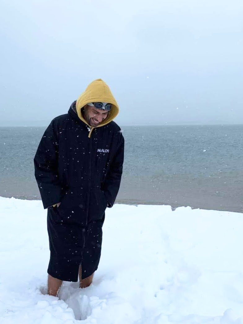 Boston Light Swim tweet media