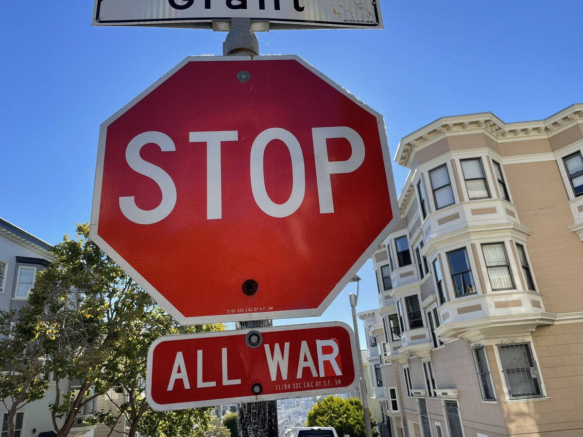 Road sign in San Francisco. I Couleur Not agree more. #holidaypics
