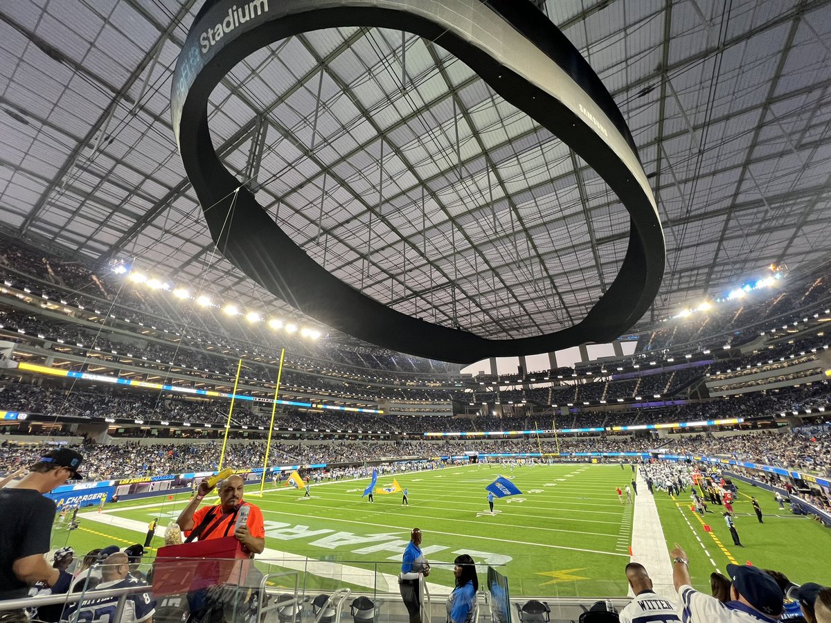 Fernando_6uzman's tweet photo. Touchdown⚡️🏈⚡️#DALvsLAC https://t.co/QFX1T5zyIL