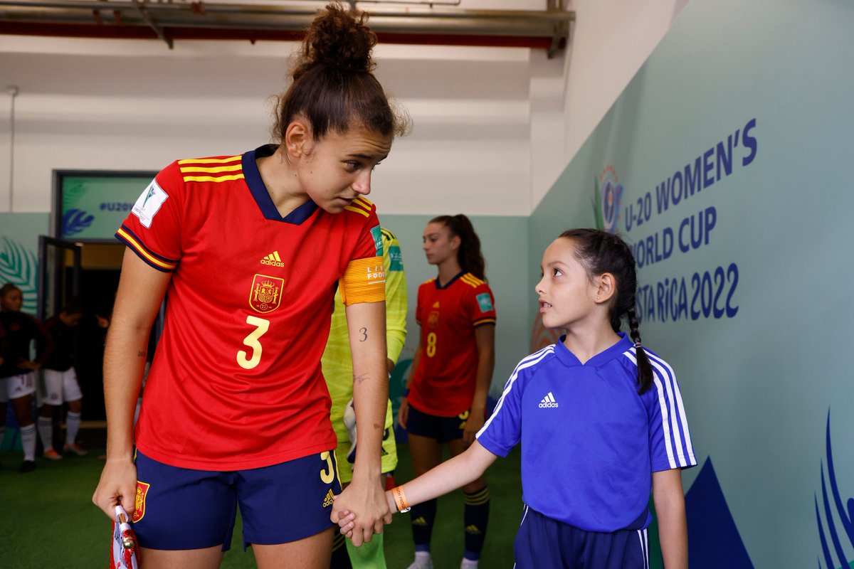 🤔 Una cosa, <a href="/anatejaadaa/">anatejada</a>, que ando curioso.

Creo que 𝗧𝗢𝗗𝗢𝗦 𝗡𝗘𝗖𝗘𝗦𝗜𝗧𝗔𝗠𝗢𝗦 saber 𝗘𝗫𝗔𝗖𝗧𝗔𝗠𝗘𝗡𝗧𝗘 de qué iba esta conversación.

¿𝑄𝑢𝑒́ 𝑙𝑒𝑠 𝑑𝑒𝑐𝑖́𝑎𝑠? ¿𝑄𝑢𝑒́ 𝑡𝑒 𝑝𝑟𝑒𝑔𝑢𝑛𝑡𝑎𝑏𝑎?

🙏🏻 ¡¡CUÉNTANOS, POR FAVOR!! 

#U20WWC | #VamosJuntas