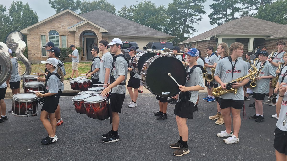 MizLock4's tweet image. March A Thon that a Success!!! @TLRedRaiders #RedRaiderBand #TylerLegacy