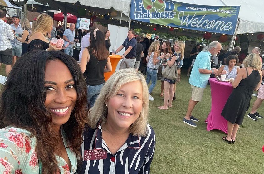 sheaforgeorgia's tweet photo. Food that Rocks at @CitySprings was definitely rocking tonight! Always great to spend time with my friend, @ledormilteer! Food and drink was delicious and a good time was had by all! #foodthatrocks https://t.co/QmWoxVXdtR