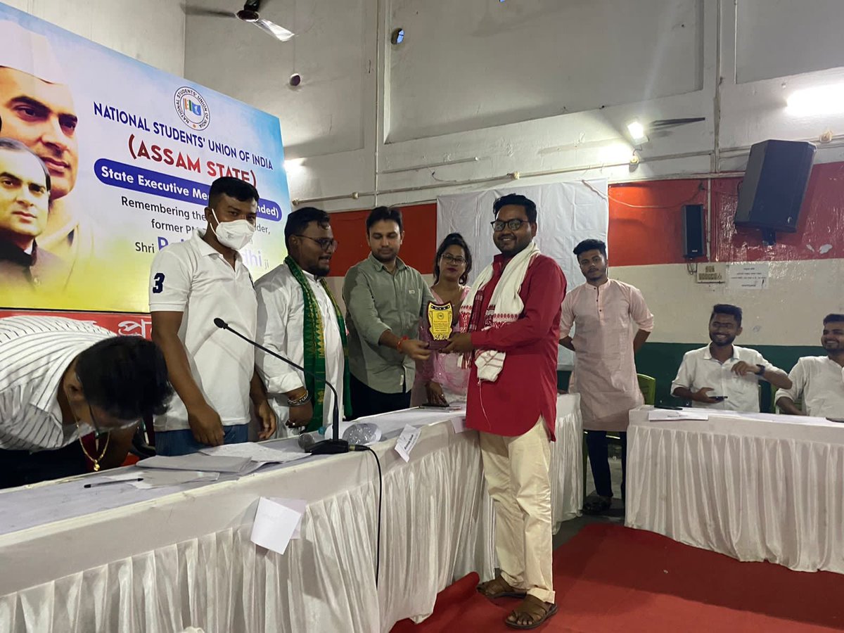NSUIAssam's tweet photo. Best SOB Award Goes to State Vice President @BikashkumarNat1, Congratulations. 

#AssamNSUIExecutive
#BharatKeRajiv https://t.co/YDvekUHuGh