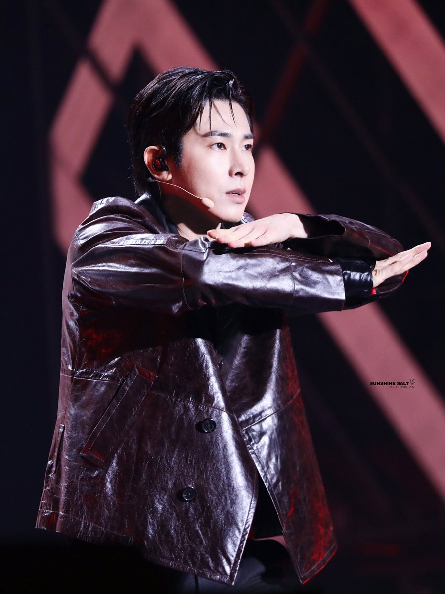 【220820】SMTOWN   오빠~ 너무 섹시해~🙊🙈
#정윤호 #유노윤호 #ユノ #ユンホ #UKNOW #Yunho  #鄭允浩 
 #SMTOWNLIVE2022_SUWON