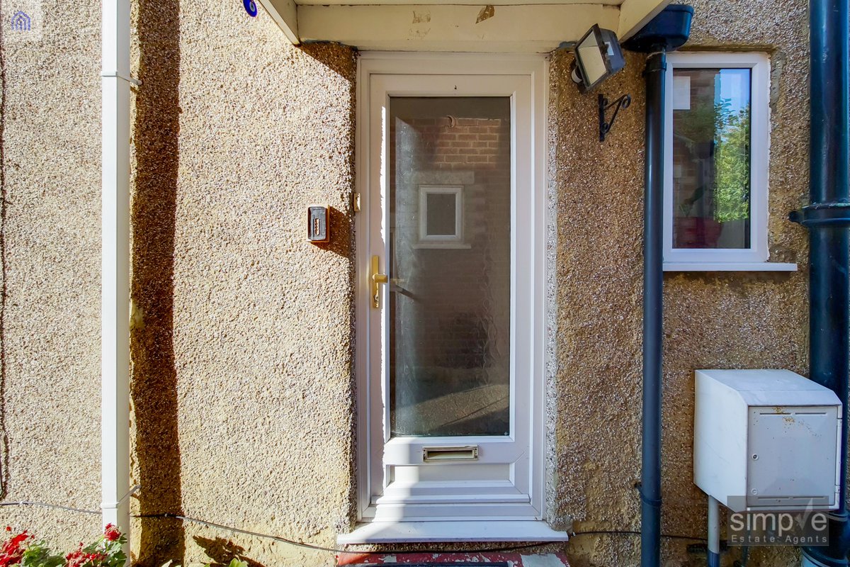 Simple Estate Agents tweet media
