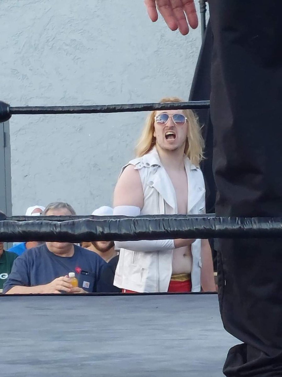 DylanJayFox tweet media