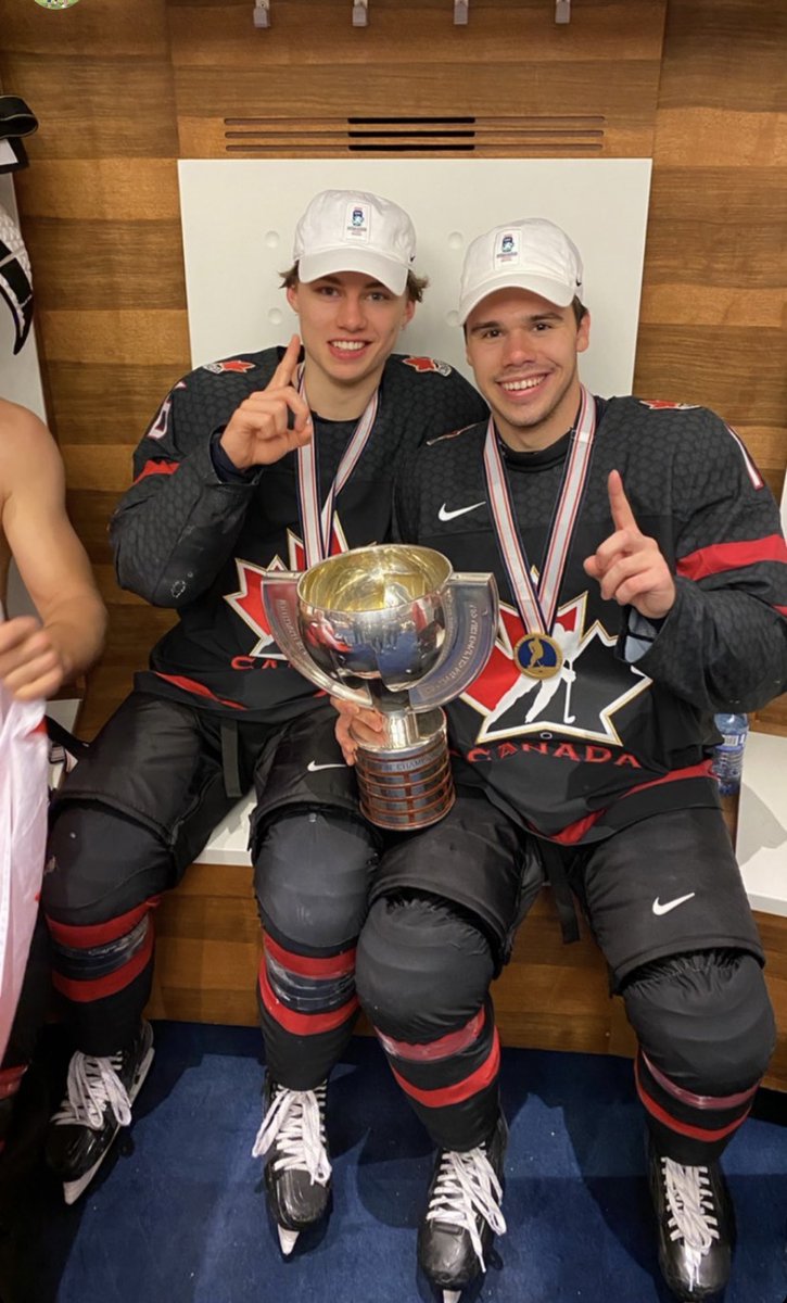 L🥇gan Stank🥇oven!
📸 IG <a href="/LoganStankoven/">Logan Stankoven</a>