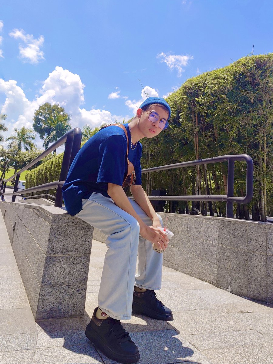 Aung12Phyo's tweet photo. 💙 https://t.co/T0ea8o39jA