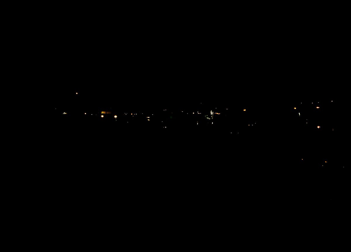 Crazed_Intent's tweet photo. Sitting at the port of Brookings-Harbor, looking at the docks. It's pretty at night, all lit up. #memories #feelingverysmall #life https://t.co/oTSsxfXaEd