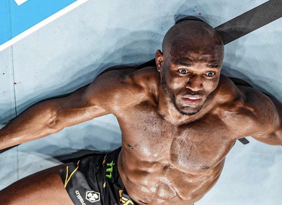 when your sleep paralysis demon has an English accent:

#UFC278