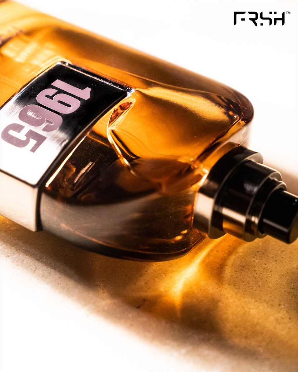 A fragrance that smells like luxury. 
Experience the classic 1965 from here- bit.ly/2MgdtWA

#salmankhan #stayfrsh #frsh