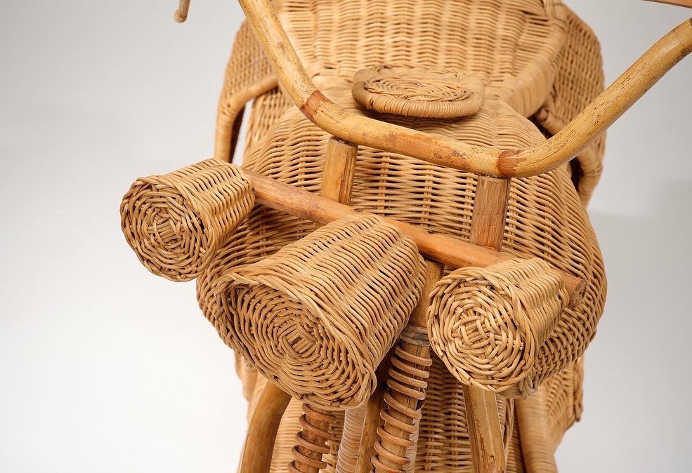 shaunbrownell's tweet photo. Vintage Wicker Harley from https://t.co/WA8BR1ib1z #wicker #vintage #harleydavidson #harley #motorcycle #summer #decor #design #architecture #quirky #Showroom #Showroom https://t.co/NtnWh1zX8d