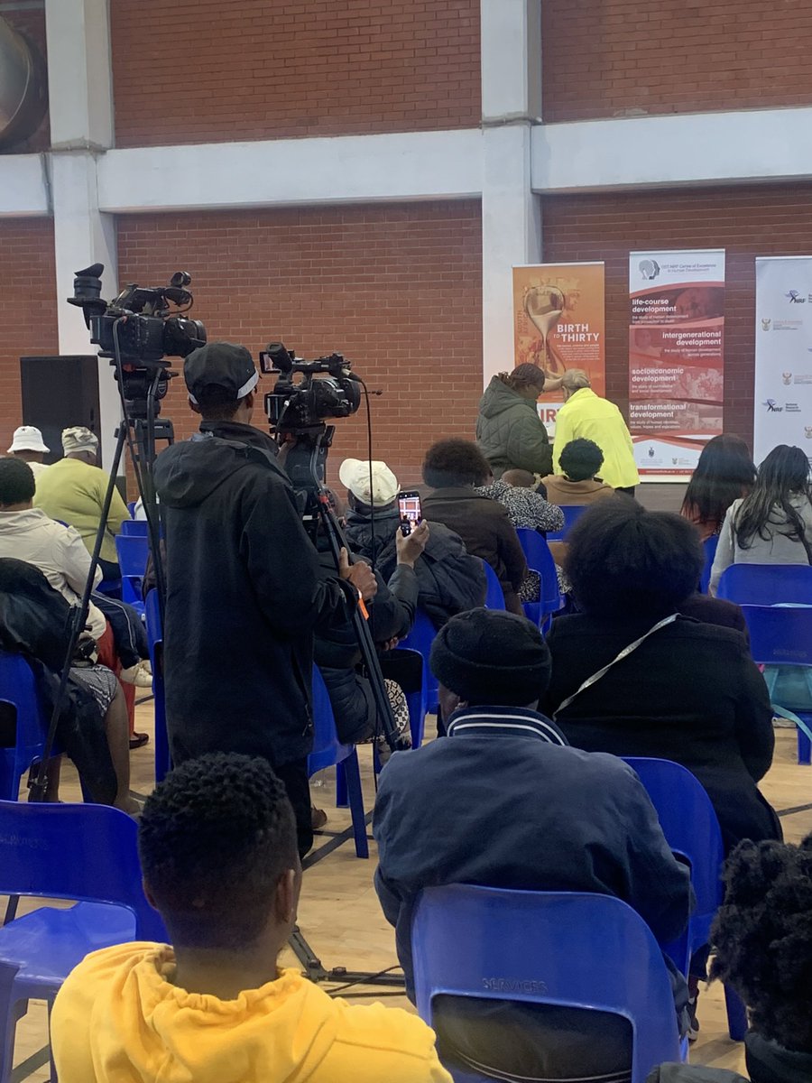 Refilwe_Lediga's tweet photo. @productions_vtv covering the @NRF_News #birthtothirty book launch. https://t.co/Jvo7ZtoIwi