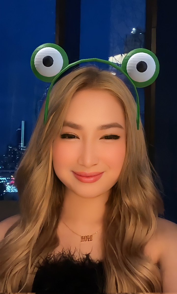 — To see you smiling is enough reason to survive. @iamyumigarcia 

→tiktok.com/@iamyumigarcia…