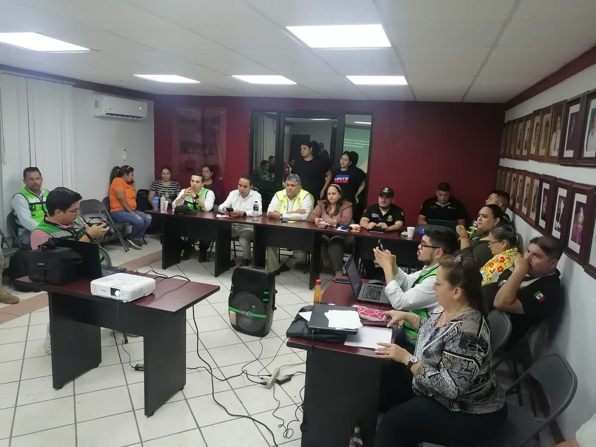 Se emite alerta de inundación para las siguientes colonias de Empalme situadas en las cercanias del bordo número 1 de Villa Dorada: Ladrillera y Jordán 
Se recomienda evacuación a las colonias: Palmares 3, Villa Dorada 1 y 2, Revolución, Portales, 29 de Sep y Bahía del Sol.