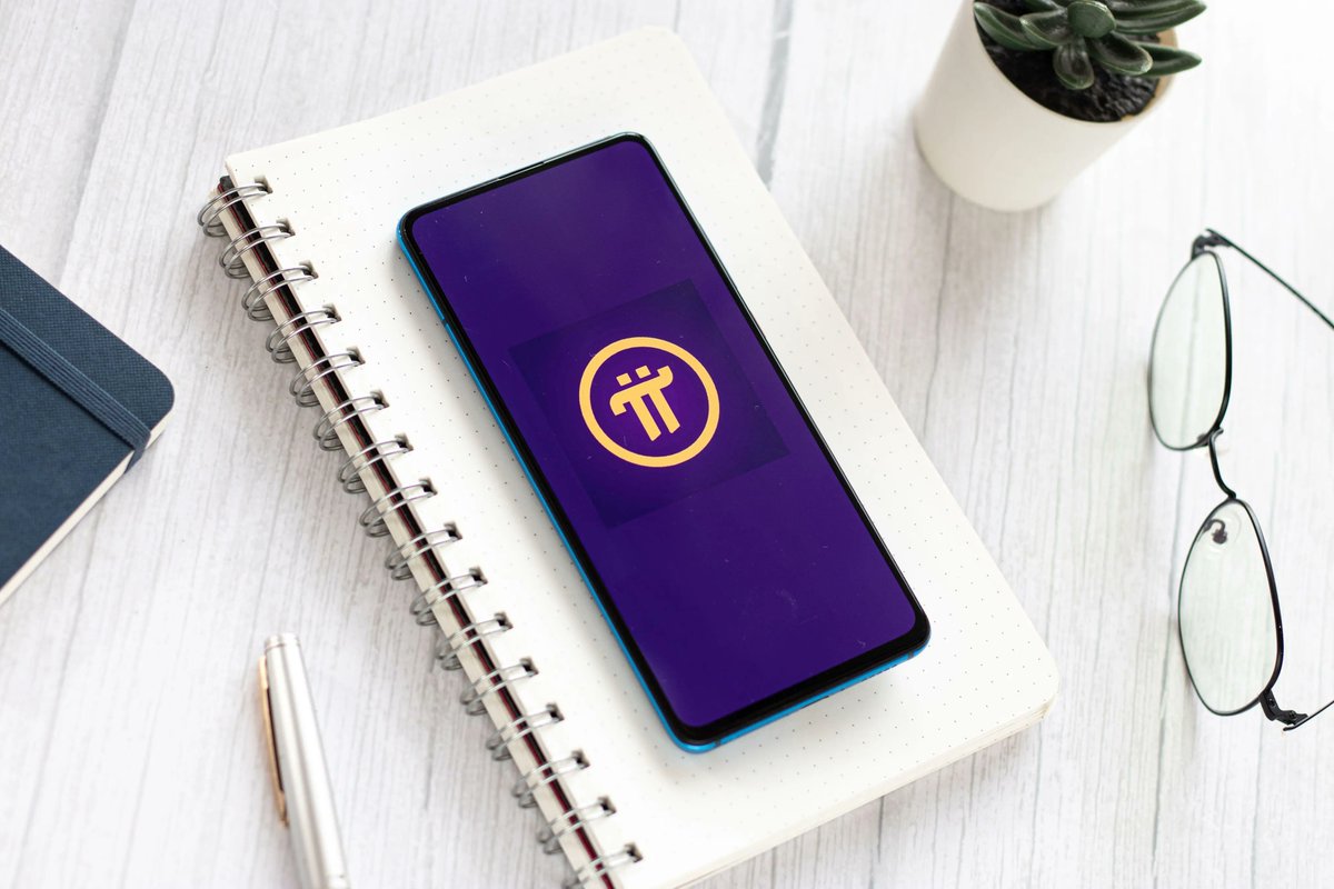 daophucquangvu's tweet photo. If you remember the video where Mr. Dorian Langlais interviewed Dr. Nicolas Kokkalis, in the interview asked what is the value of a number of Pi, Dr. Nicolas Kokkalis said: "Pi is worth what the Pioneers are. make it worth it." #Pi81Mall #PiNetwork #Pipayments https://t.co/2iegYsJOuQ