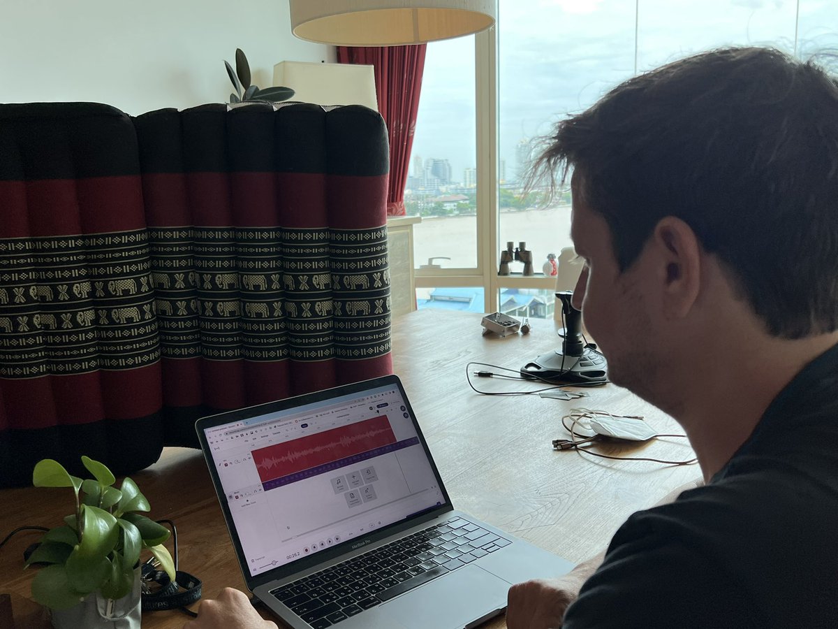 tallgirlwgc's tweet photo. @sjeeves and I have been busy creating and editing our first #mufuchat podcast episodes for @MuFuInternat this weekend using @soundtrap. The transcript is proving really useful for finding the best bits from our MF teacher stories! https://t.co/bWEzcicEqe