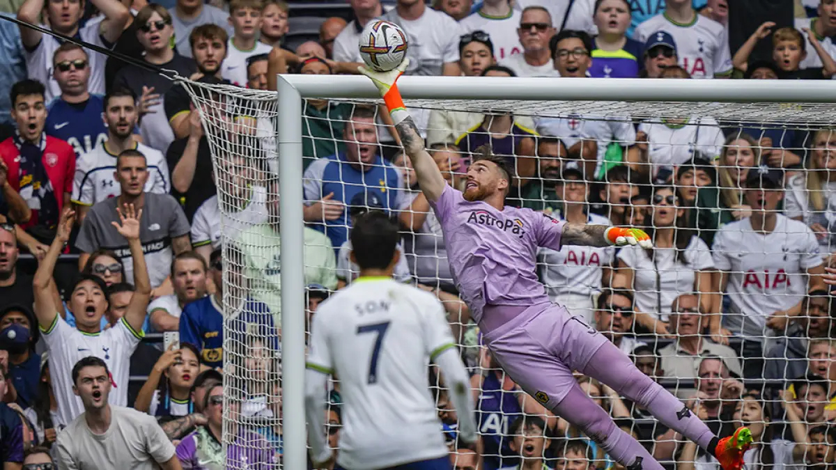 Outlookindia's tweet photo. #InPics | Premier League 2022-23: Harry Kane Scores In Tottenham Hotspur Victory
#Football #TOTWOL #Tottenham #Woves #HarryKane #EPL
https://t.co/qNX9BJh5iw https://t.co/Wck01MfkyG