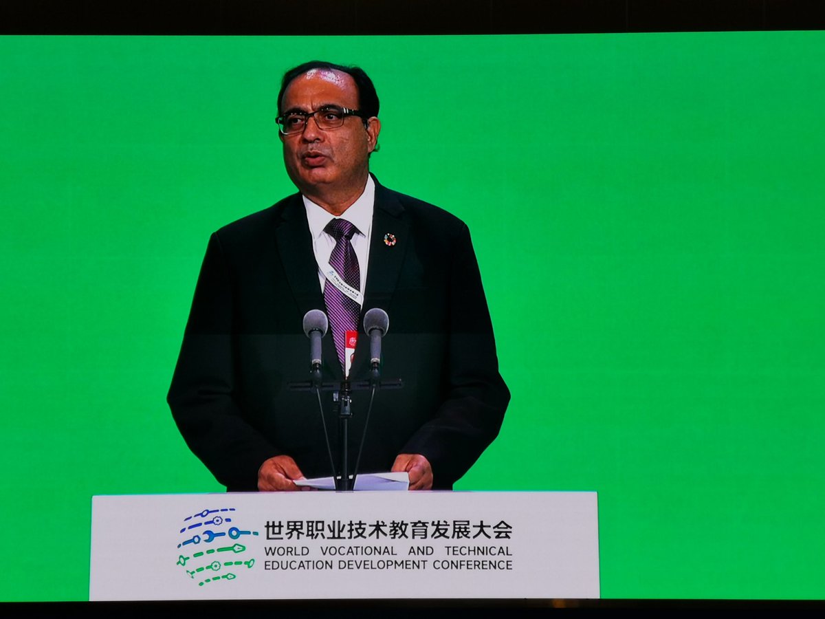 profshahbazkhan's tweet image. August 20 closing remarks at the 1st World Vocational and Technical Education Conference by the Ministry of Education, the Chinese National Commission for #UNESCO and #Tianjin Municipal People’s Government, on #NewChanges, #NewWays and #TVET #NewSkills for #SDGs especially #SDG4.
