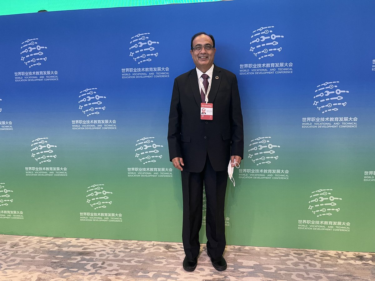 profshahbazkhan's tweet image. August 20 closing remarks at the 1st World Vocational and Technical Education Conference by the Ministry of Education, the Chinese National Commission for #UNESCO and #Tianjin Municipal People’s Government, on #NewChanges, #NewWays and #TVET #NewSkills for #SDGs especially #SDG4.