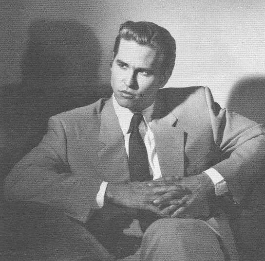 Blackli60901608's tweet image. 잠시 실례하겠습니다