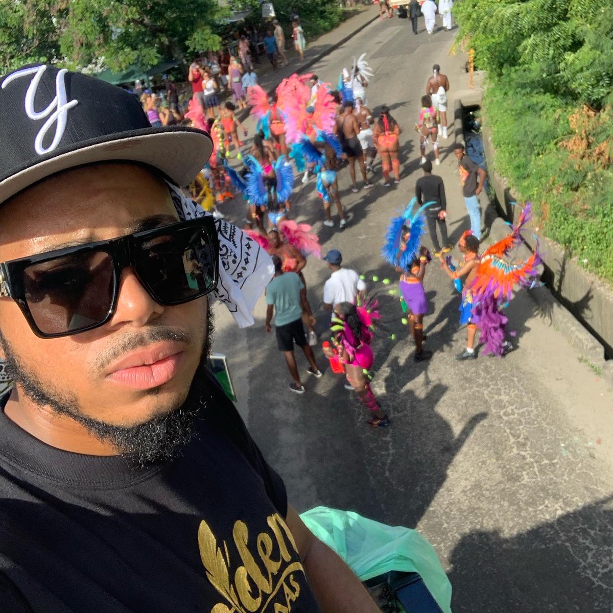 Prayforviedelle's tweet photo. Next year I inna costume! Beer belly outside all 2023 #goldenmas https://t.co/S0OZ9EA5XC