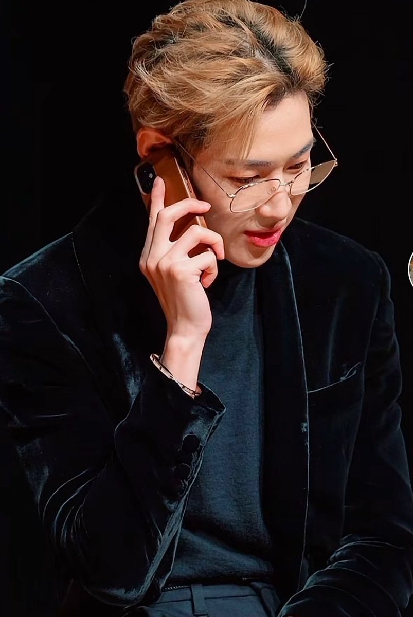 warinthra11's tweet photo. รู้เหตุผลที่ติดแท็กทุกวันไหมคะ ☺️
#WheelsUp #SlowMo #WhoAreYou #BamBam @BamBam1A @BAMBAMxABYSS  #GOT7 @GOT7 https://t.co/8Pp2HIK4Xx