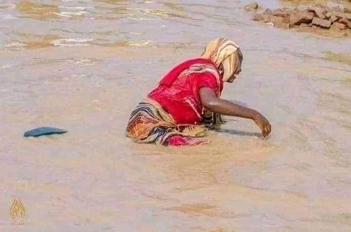 AbdoJiff's tweet photo. زي ما قال اخونا هاني... 
حقك علينا ياوالدة،،،😢😢😭😭😭
اعفي لينا 🙏🙏 https://t.co/BZpNmYXidD
