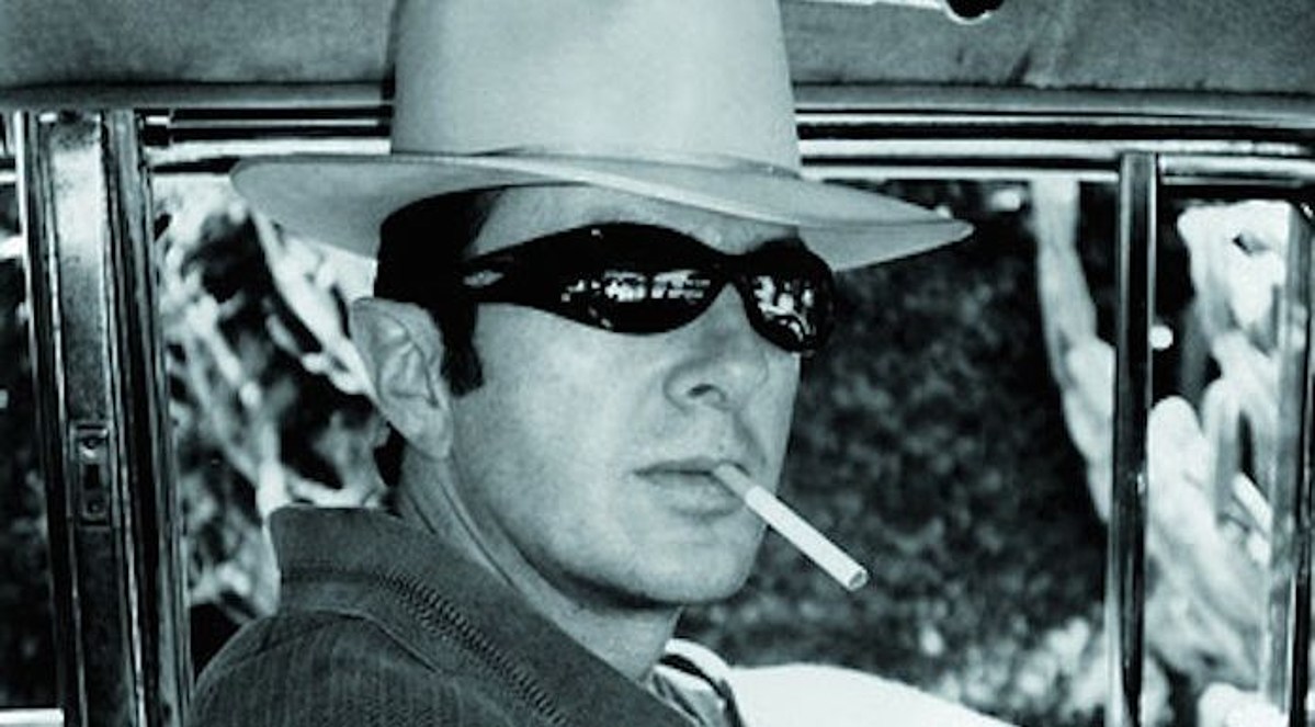 Happy birthday to Joe Strummer. 7 0   The Clash - English Civil War (live) 