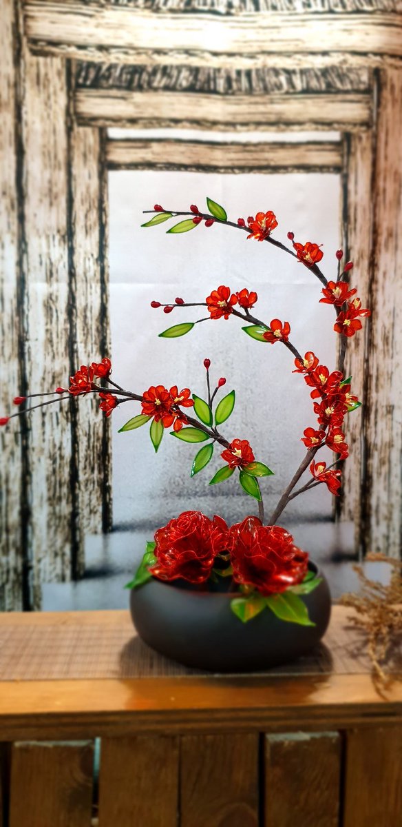 chambord2010's tweet photo. 這不是沈迷於遊戲，那什麼才叫沈迷於遊戲

我才沒沈迷於遊戲呢！

#花亦山心之月
#水晶花
#胭脂朱梅 https://t.co/y1FWwExfIC