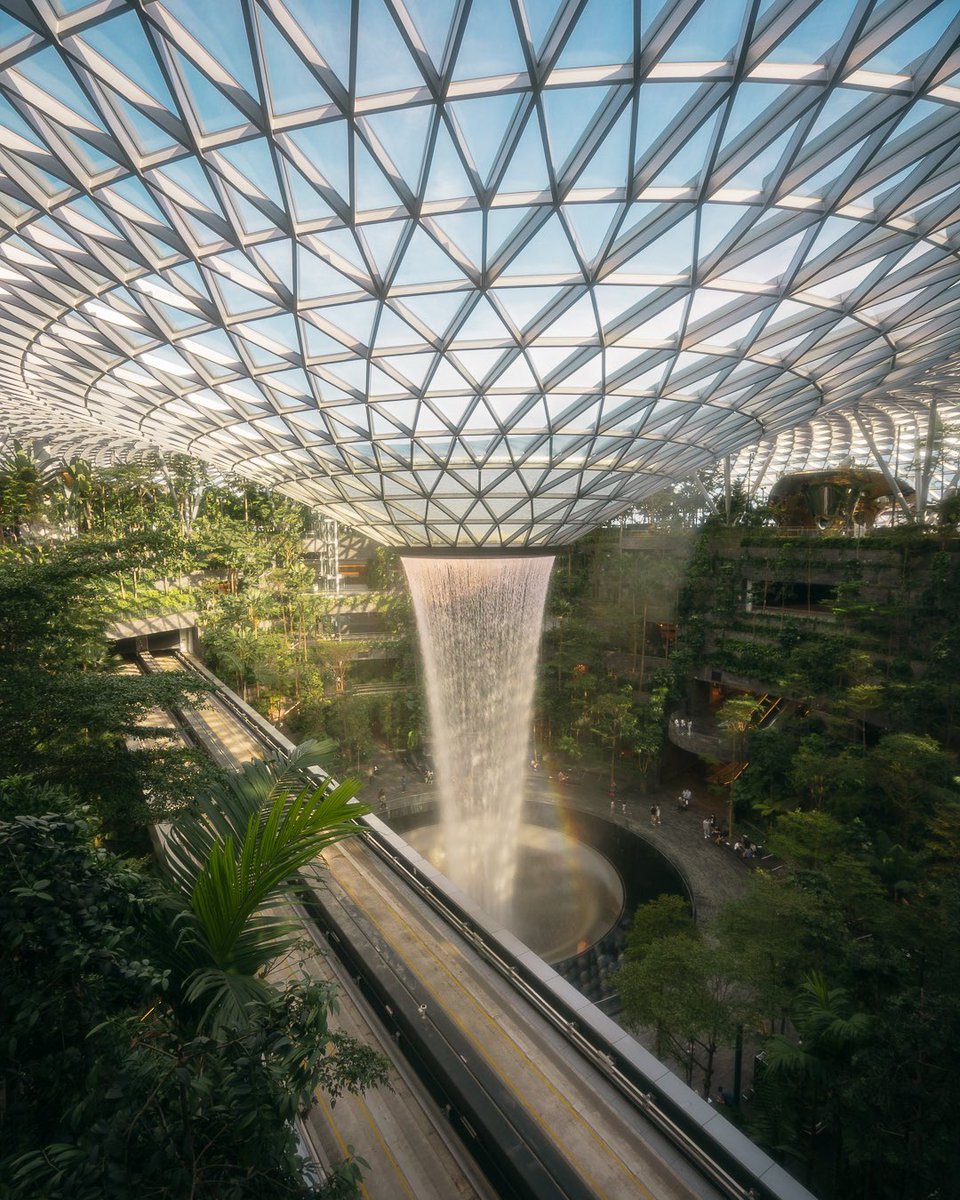 Still my fav airport🛫

#photography #creative #singapore #photographer