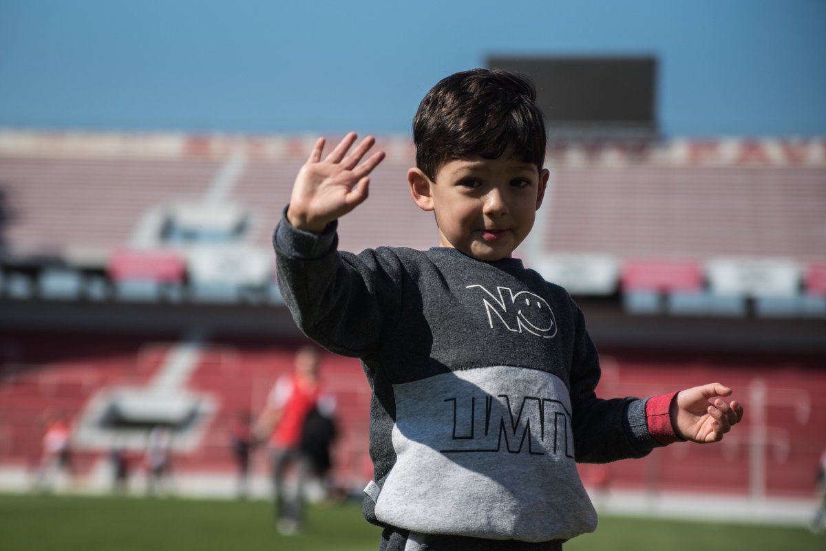 Independiente's tweet photo. Nacimos grandes, pero tenemos la misma pasión desde chicos.

¡Feliz #DíaDeLasInfancias! ♥️

#TodoRojo 🔴 https://t.co/JiKWN7AGtB