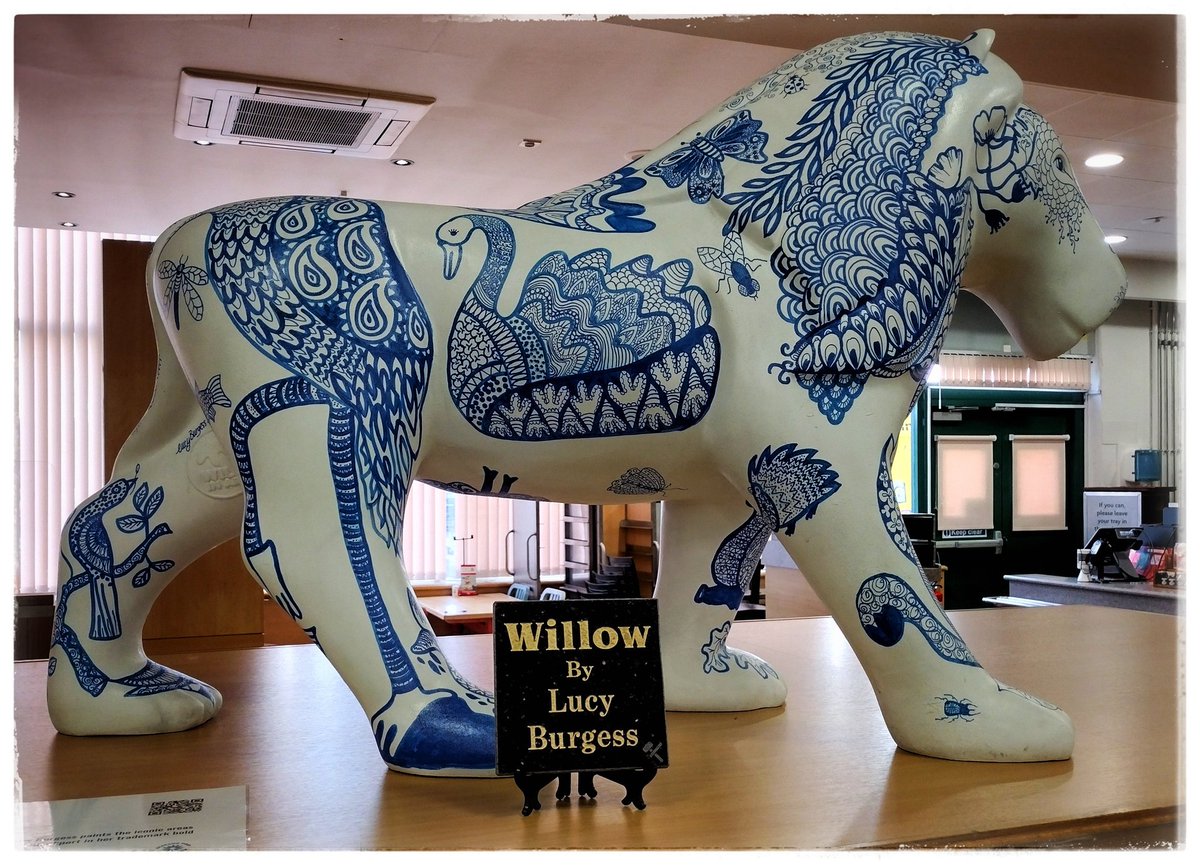 sodelafo's tweet photo. Fantastic art installation by @LucyBurgessArt in my local @Morrisons. Great to see art in the community. @ArcStockport @PennineCareNHS @its_a_me_lucy @Hannah_B83 @AlicornParry @wildlifefavs @rieyoh @SiobhanSPaul @ArtsStockport @inspiredsto @culturebridgeuk @CultureStockprt https://t.co/wv3cmQN3wi