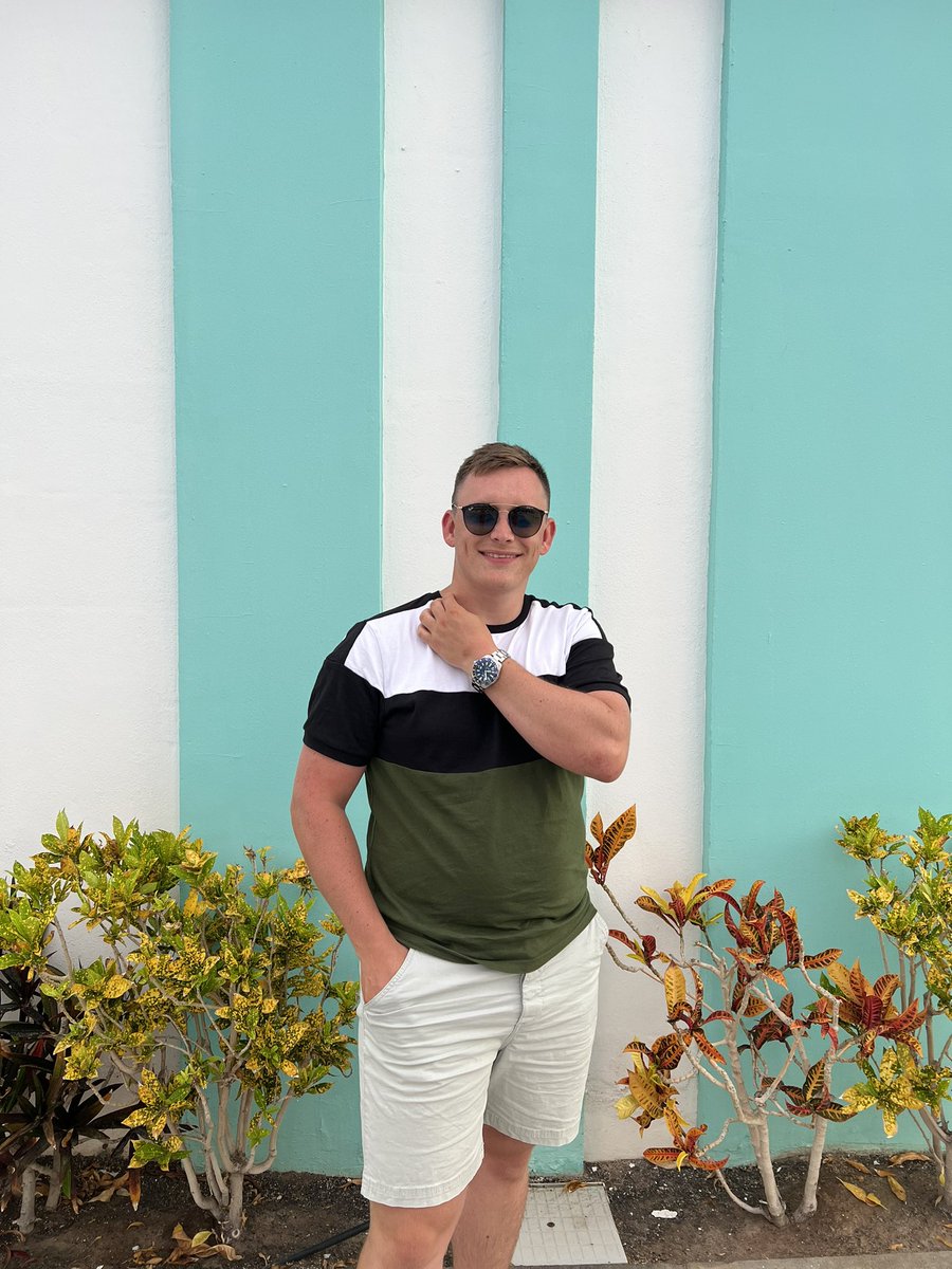 ItsTimAllen's tweet photo. Enjoying some well earned rest in Tenerife. A beautiful place and so much to see 🏝 https://t.co/Qo8VtQ1GVD