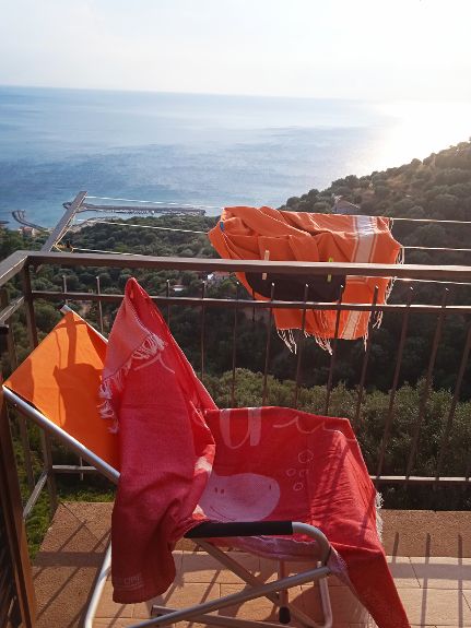 Un posto di mare da amare : Pisciotta, vicino Palinuro, Salerno.
E' un adorabile borgo medioevale con scale, scalette e case e cose da ammirare .
#Pisciotta
