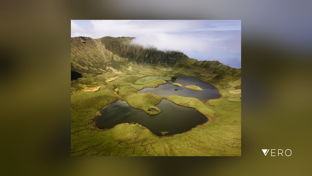 gergok's tweet photo. It’s safe to say, this is the most epic location that I’ve ever visited to date. Putting into words how it feels standing in the middle of the Atlantic Ocean on top of a volcano I find pretty difficult 🌋 Corvo, Azores 

#Sky #Natu… https://t.co/BtgfWfUd9N https://t.co/hxUxpEupVI
