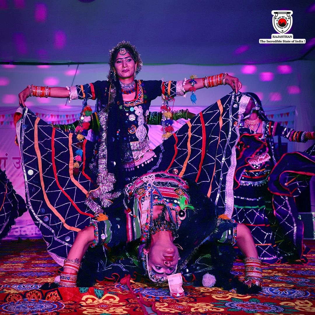 my_rajasthan's tweet photo. #kamanutsav #kaman #bharatpur #festival #colorsofrajasthan #cultural #tradition #janmashtami #explorerajasthan #travel #padharomharedes #rajasthantourism #rajasthan
1/2 https://t.co/cGy6U4t1Ch