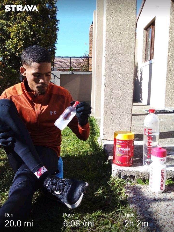 Long run Sunday fuel by <a href="/BiogenSA/">Biogen</a> cytogen race mix 330ml <a href="/ThirstiW/">THIRSTI WATER</a> Check out my activity on Strava: strava.app.link/7kqeVuYzFsb