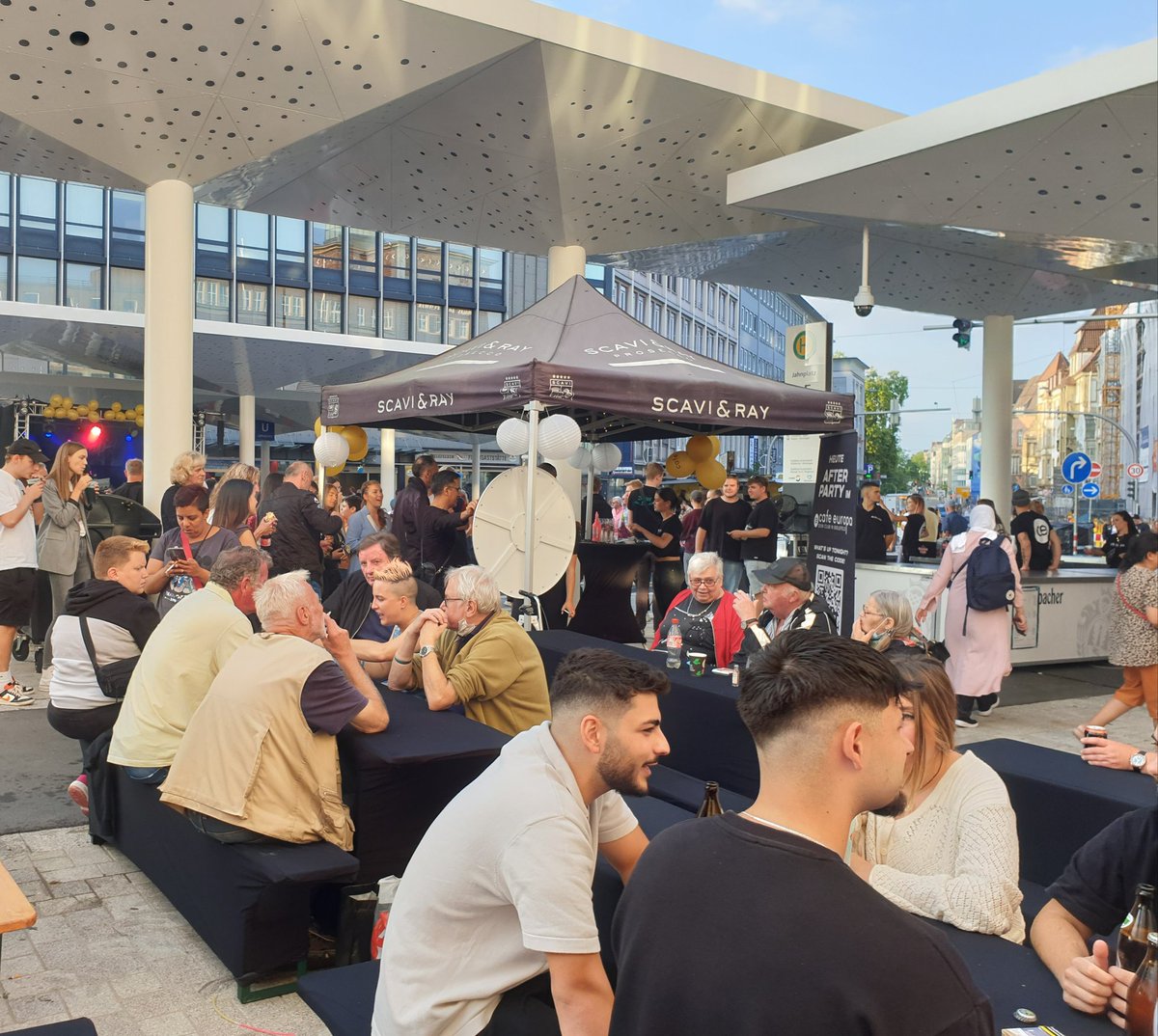 Space4People tweet media