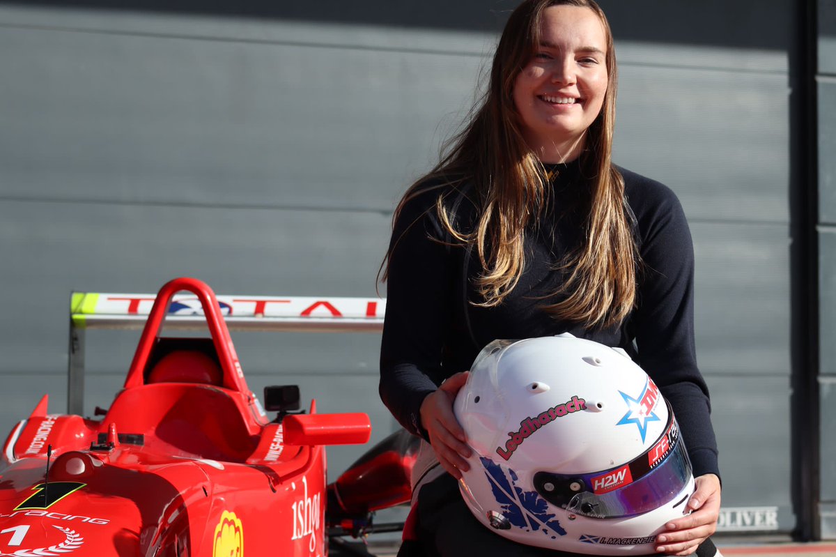 We had a great test at Silverstone on Friday with Isla Mackenzie and the @ScuderiaFern team.

Isla's first experience of single seaters was a Van Diemen RF95 FFord in the morning, before sampling the Dallara F301 #F3 in the afternoon sessions.

#DrivingTalent #WomenInMotorsport