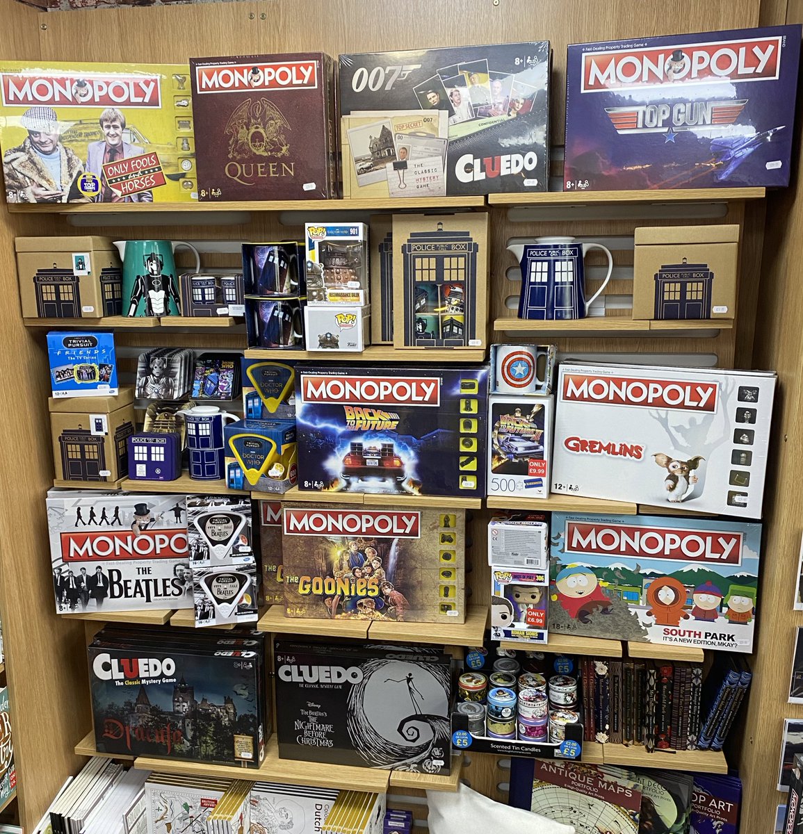 greatreadwhitby's tweet photo. We’ve a fantastic range of licensed #monopoly and #cluedo sets in store right now including #onlyfoolsandhorses #dracula and #backtothefuture 

We’ve also an eye catching range of #drwho gifts! 

Check out our full range in store. 

#greatreads #whitby https://t.co/Bc0QIbRIJ6