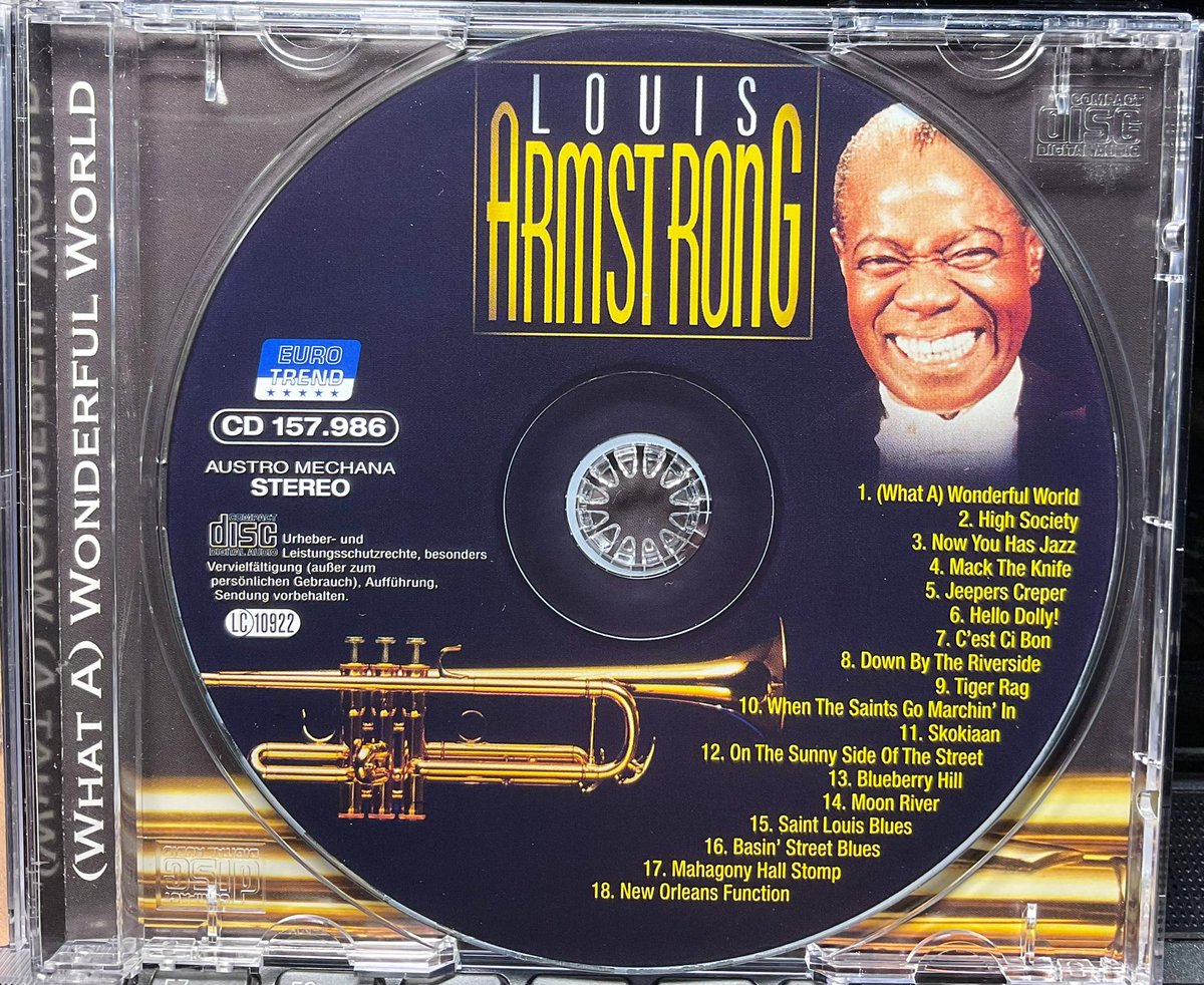 takanomasajazz's tweet photo. 今、京都に向かっています。もうすぐ到着。BGMは、Louis Armstrong😊🎶やはり「聖者の行進」だけど、最近は、やっぱり、「O n The The SunnySide of The Street」Pop曲もLouisワールドに引き込まれる😌#LouArmstrong https://t.co/nctE0qHcKP