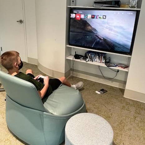 RMHCincinnati's tweet photo. Our House game room is a pretty comfortable and popular place for our guests! https://t.co/CUzur26rHX