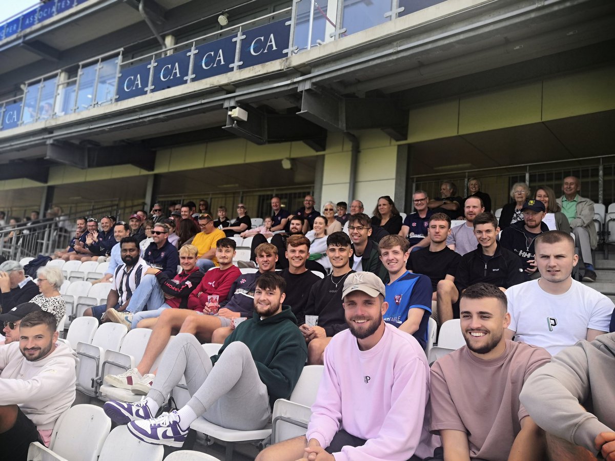 YeovilCricket's tweet image. Another wicket down and the crowd are loving it. Cranmore 96 for 7. 2 overs to go