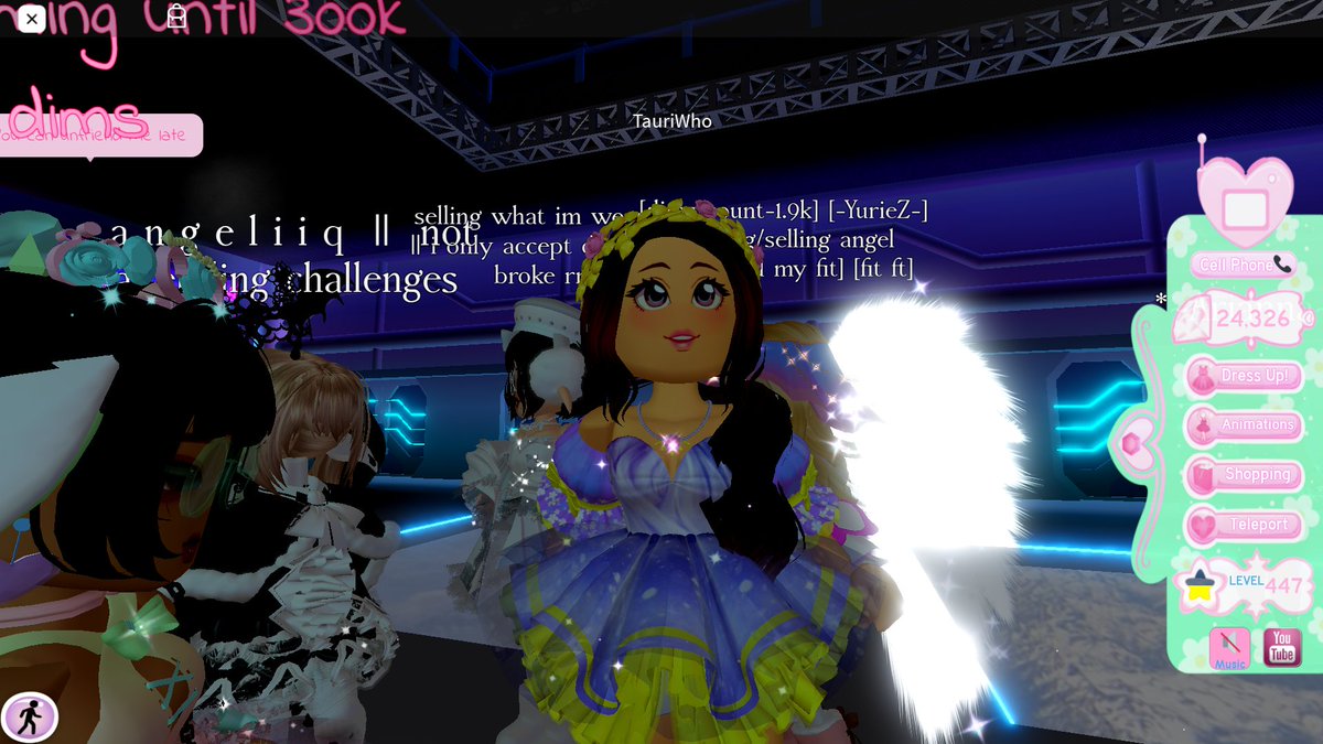 HNeverway's tweet photo. just met tauriwho!! omg @TauriWho ahhhh https://t.co/CVR7s8Sa79